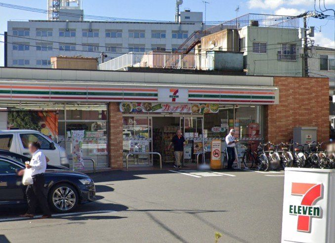 コンビニ　セブンイレブン荒川南千住3丁目店（コンビニ）まで90m