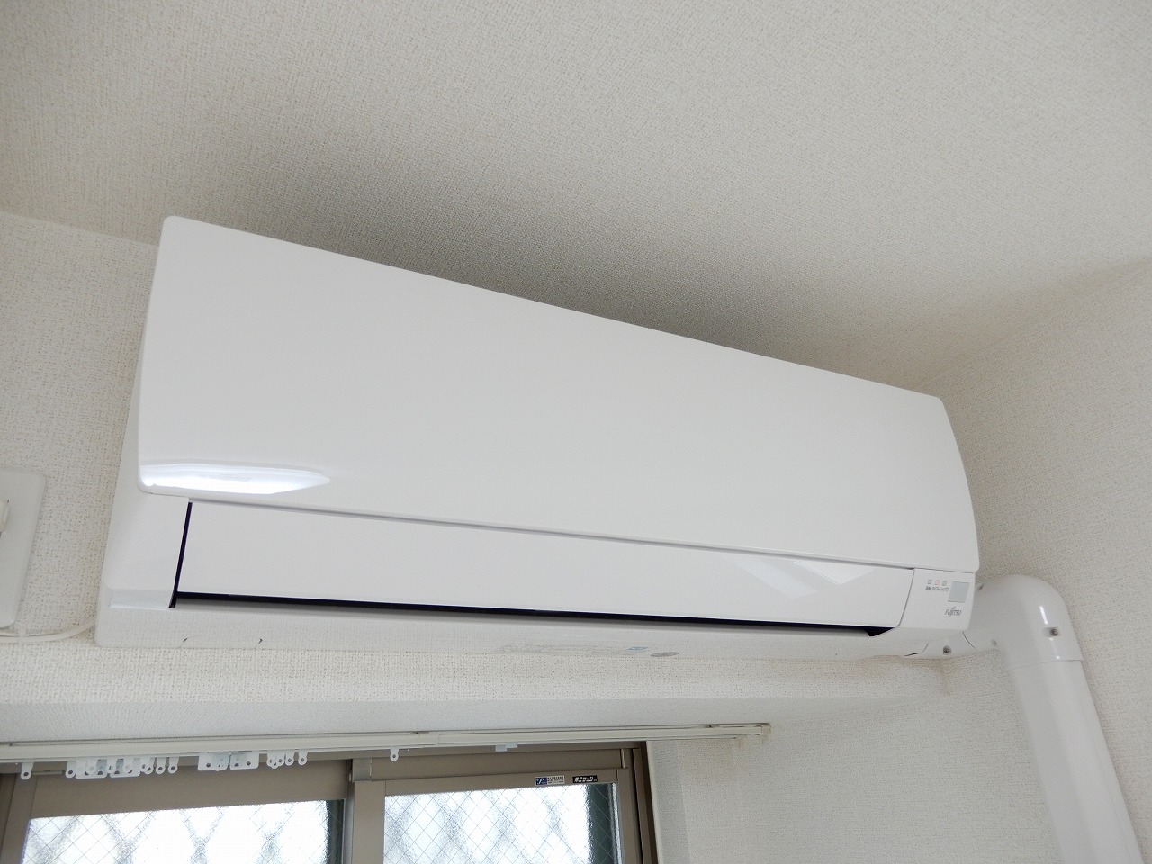その他設備　エアコンは各部屋についています♪
