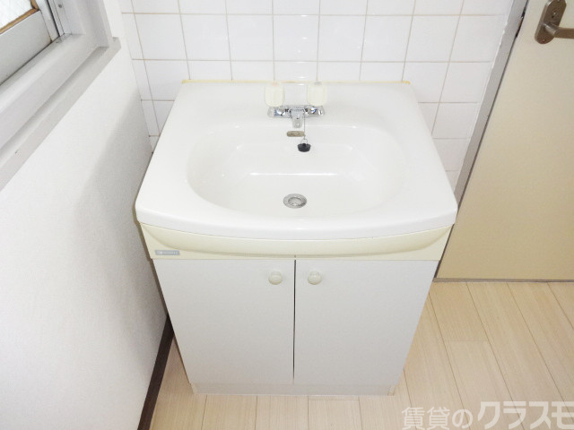 洗面設備　独立洗面台だって完備しています♪
