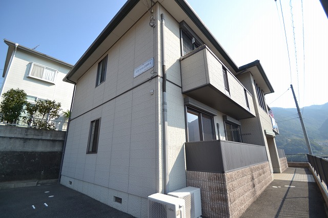 建物外観　お問合せはシティホーム海田センター　082-821-2227