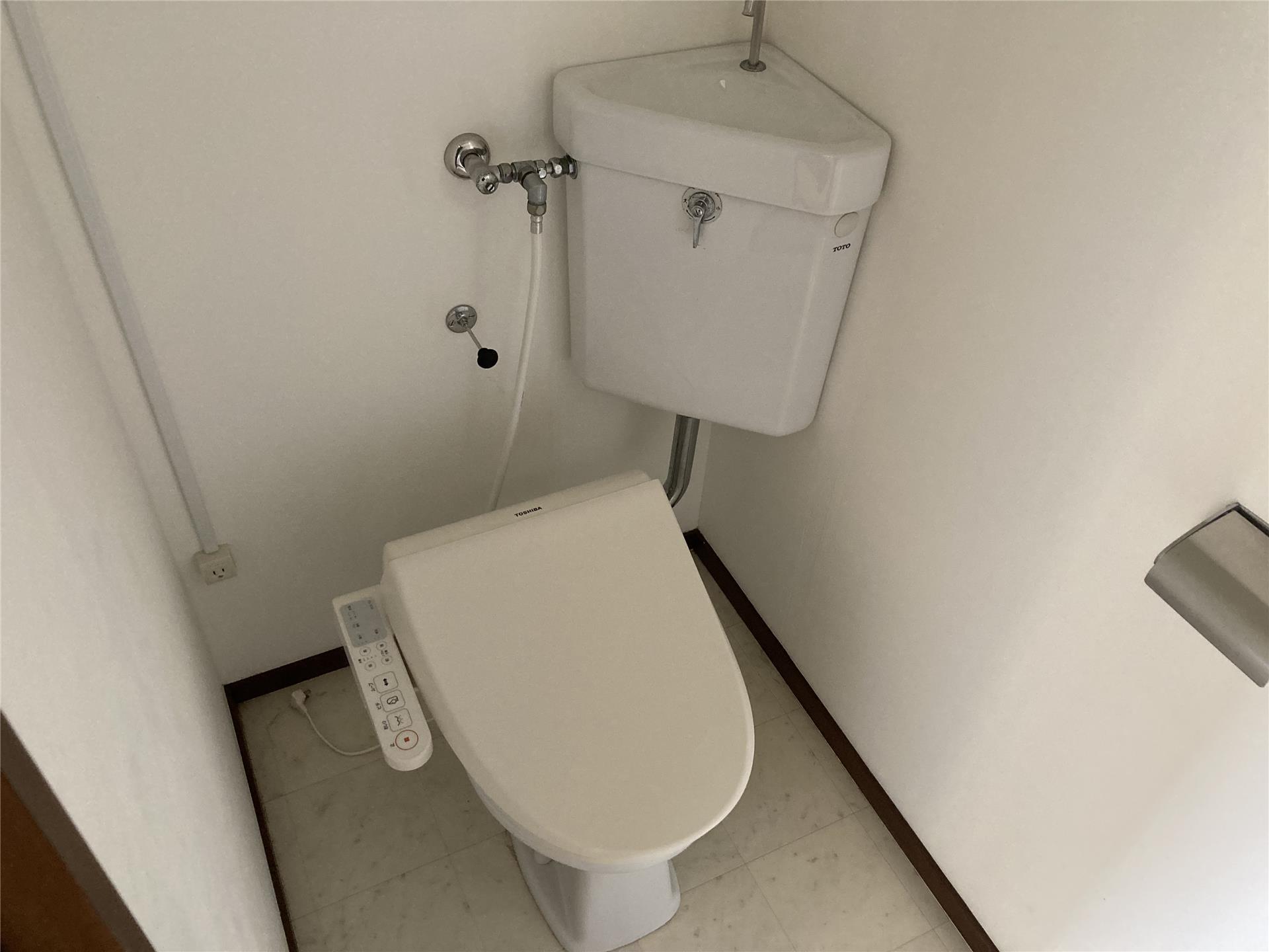 【和泉ハイツＡ棟のトイレ】