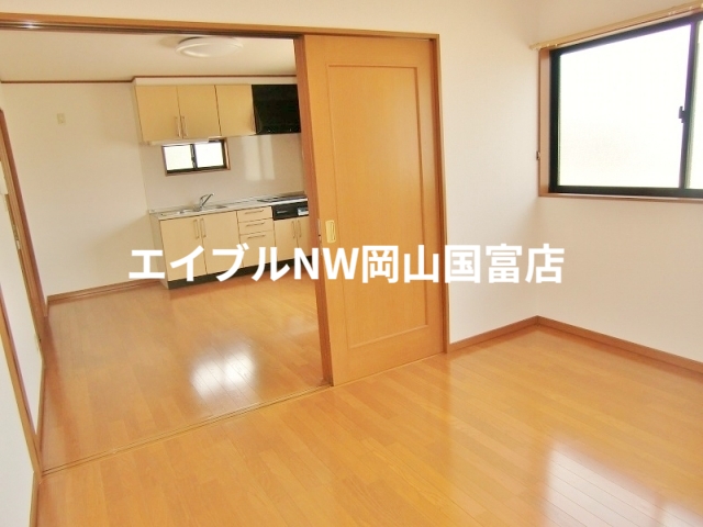 居室・リビング　寝室