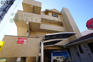 【クオリティー山越の建物外観】