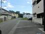 駐車場　舗装された駐車場です。