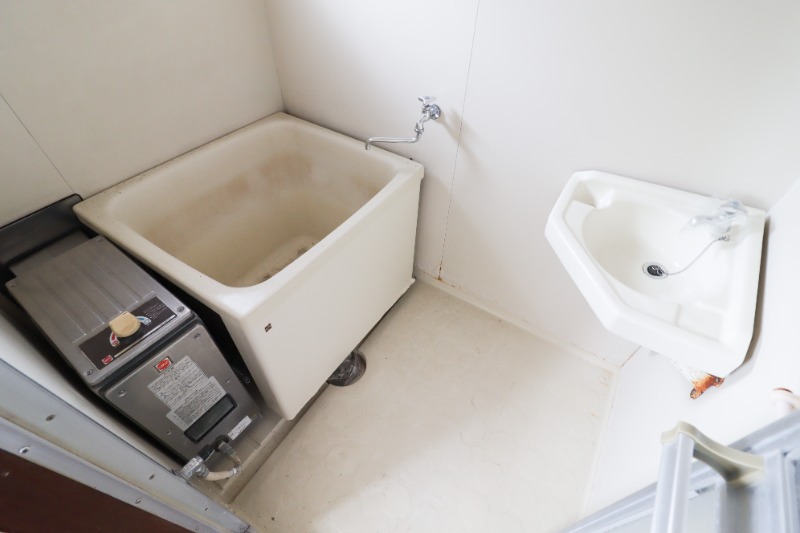 バス・シャワールーム　図面と現状に相違がある場合には現状を優先