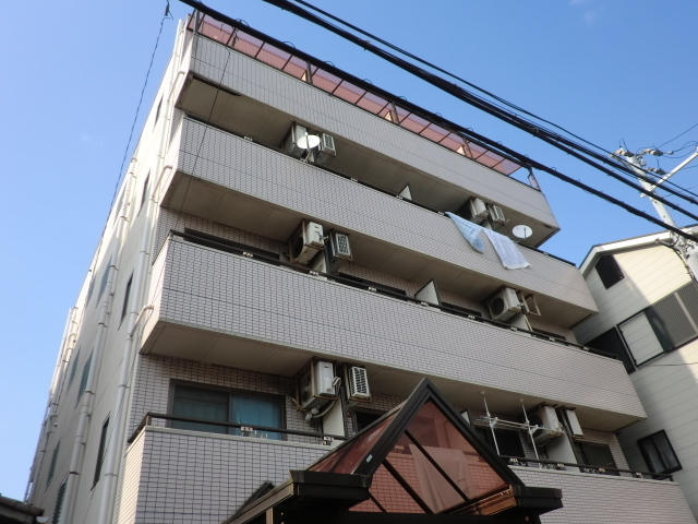 柴島ハイツの建物外観