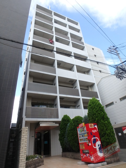 【トラスト王子町の建物外観】