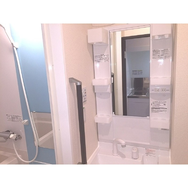 洗面設備　洗面台独立タイプ