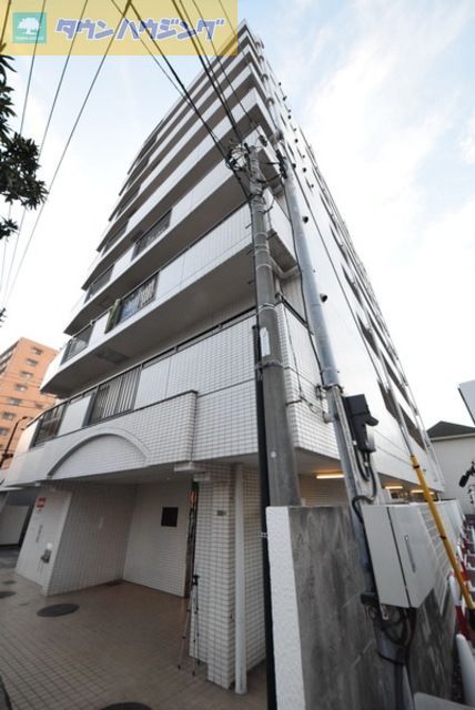 【千葉市中央区新宿のマンションの建物外観】