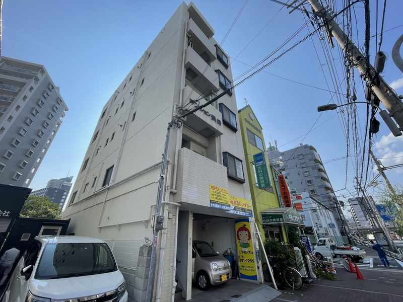 【マンション浜崎の建物外観】