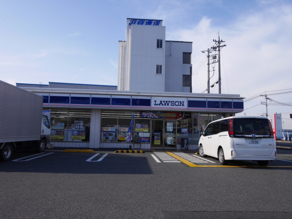 コンビニ　ローソン 水口名坂店（コンビニ）まで728m