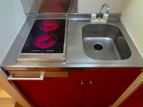 キッチン　同タイプ部屋の写真となり設備等は現況と異なる場合があります。