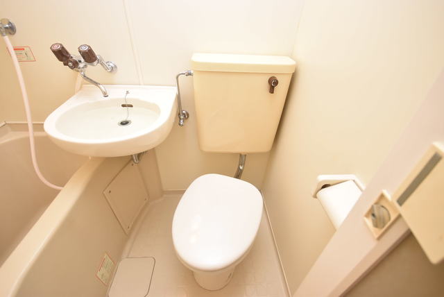 トイレ　トイレ