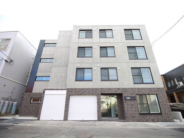 建物外観　☆物件名【エンジェリックガーデン新札幌】です！