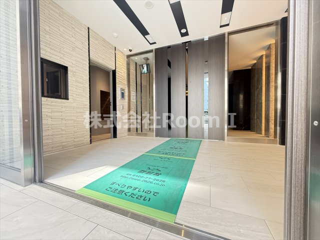 エントランス　清潔なエントランスです