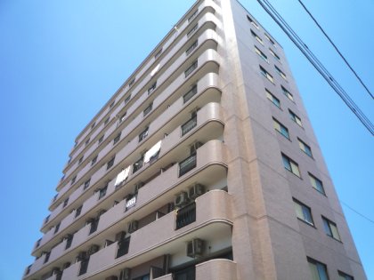 SENDAI忠恕館の建物外観