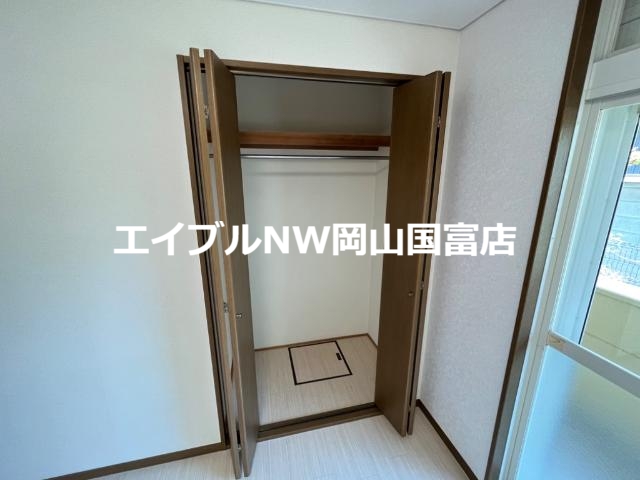 収納　洋室クローゼット