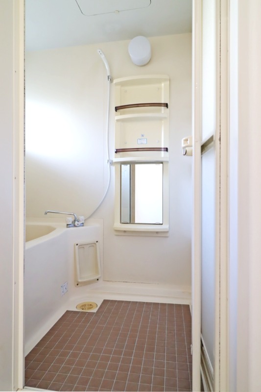 バス・シャワールーム　図面と現状に相違がある場合には現状を優先