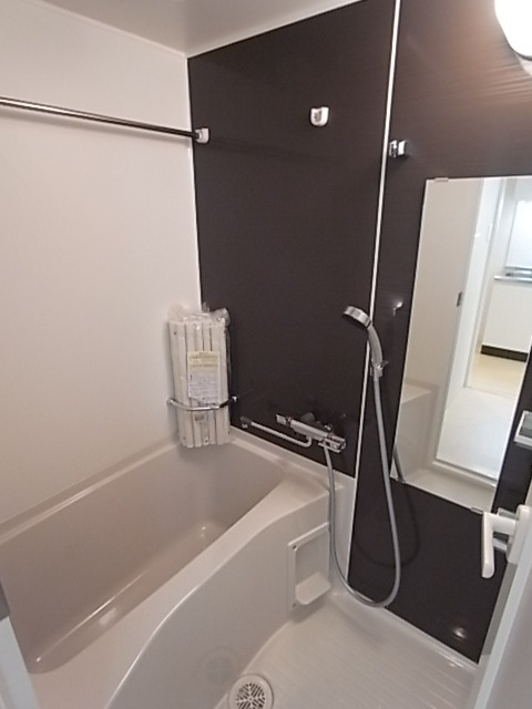 バス・シャワールーム　バスルーム