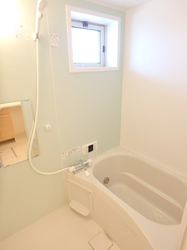 バス・シャワールーム　図面と現状に相違がある場合には現状を優先