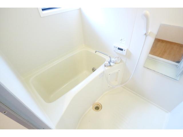 バス・シャワールーム　お風呂です