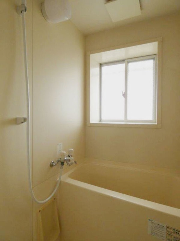 バス・シャワールーム　図面と現状に相違がある場合には現状を優先