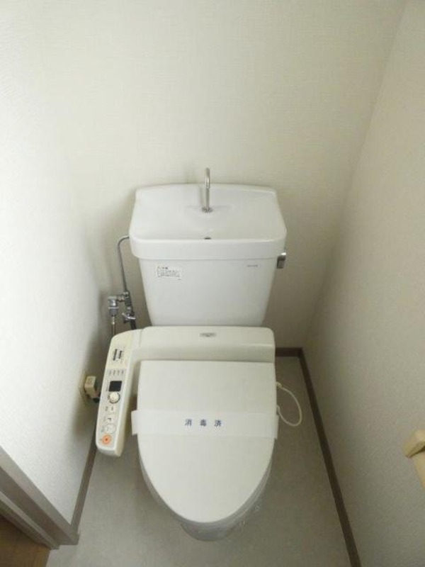 トイレ　図面と現状に相違がある場合には現状を優先