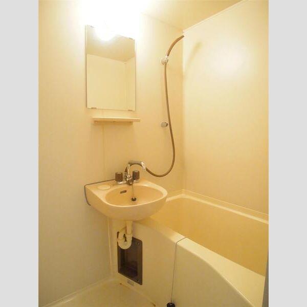 バス・シャワールーム　※写真は同タイプのお部屋です。