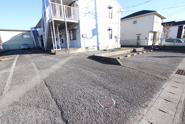 駐車場　敷地内駐車場