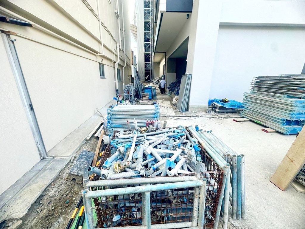 居室・リビング　駐車場