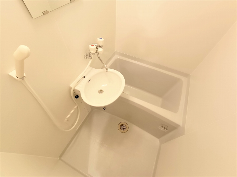 バス・シャワールーム　浴室スペースです。