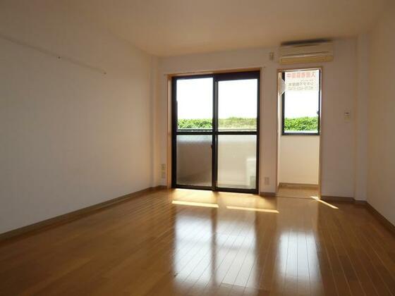 居室・リビング　洋室１０帖