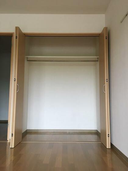 収納　洋室収納