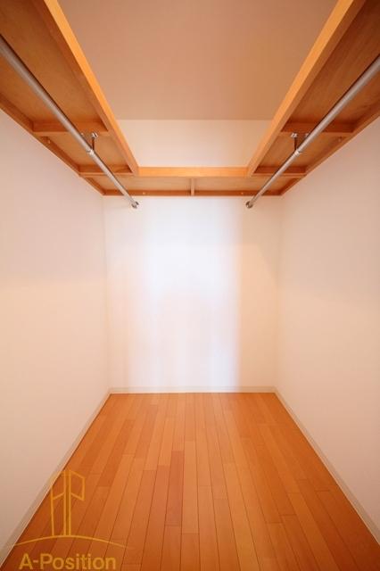 収納　ルクレ阿波座レジデンス