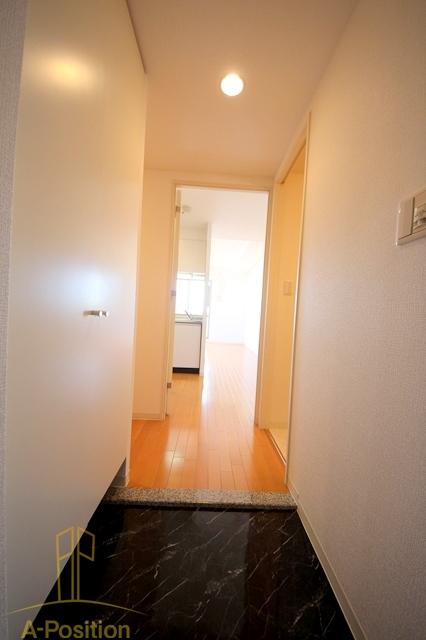 玄関　ルクレ阿波座レジデンス