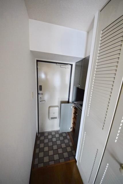 玄関　シューズボックス付き玄関