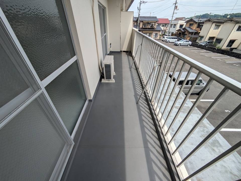 バルコニー　バルコニー