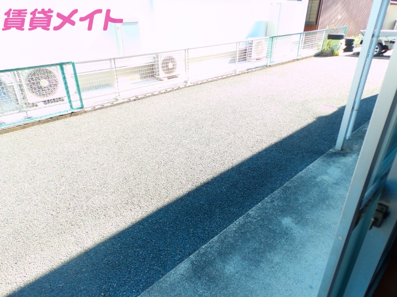 バルコニー　同型参考写真