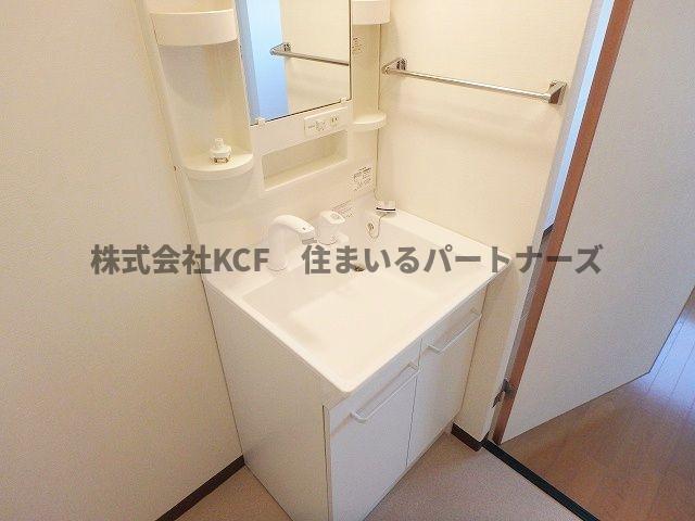洗面設備　脱衣スペースもあります
