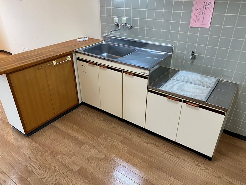 キッチン　カウンター付きのキッチンです。