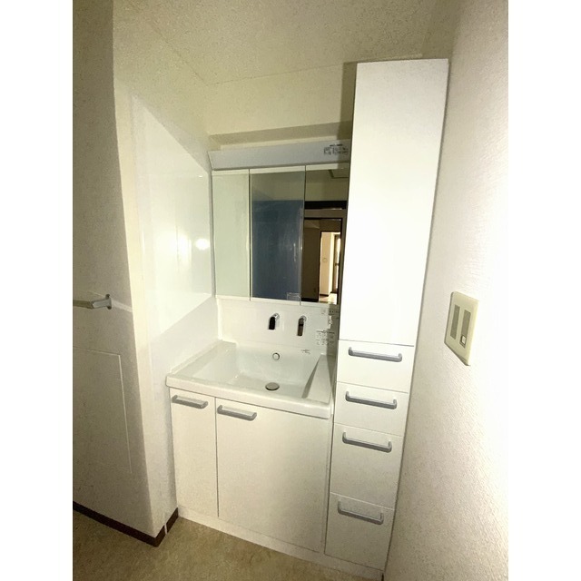 洗面設備　シャンプードレッサー