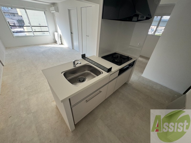 キッチン　キッチンはスペースも広々していて使いやすそうですよ！