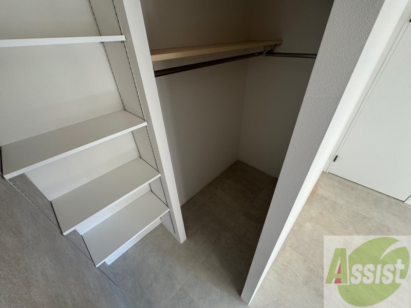 収納　こちらは収納です。物をしまう事ができますね！