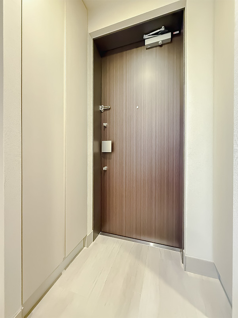 玄関　※写真は同タイプ住戸です。