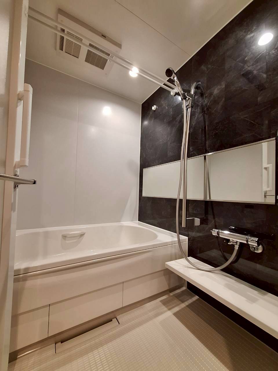 バス・シャワールーム　★風呂★