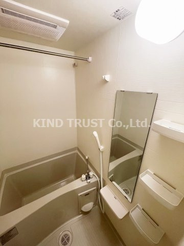 バス・シャワールーム　お風呂です