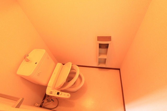 トイレ　コンパクトで使いやすいトイレです