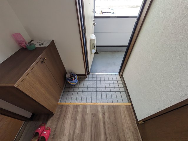 玄関　2025年9月撮影※現況を優先します。