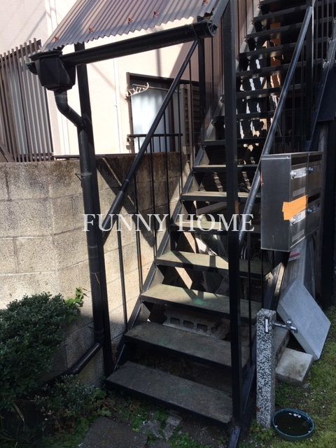 その他共有部分　共用階段です♪