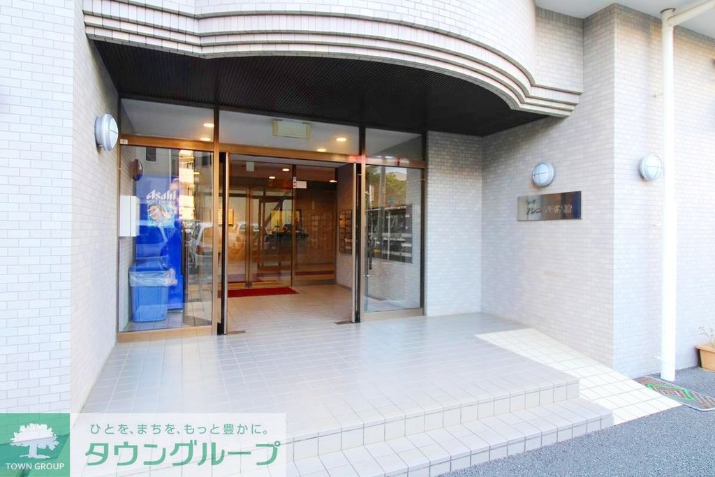 エントランス　エントランス